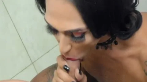 shelady Bruna Ferrari Seduces A favourable chap