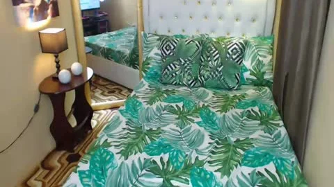 Smoking naughty ladyman Jerk Her knob Gently