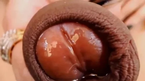 Succulent shelady Stimulates Herself With vibrator