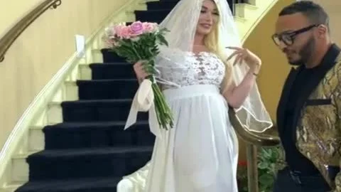 recent Bride receives A blowjob From Hubby