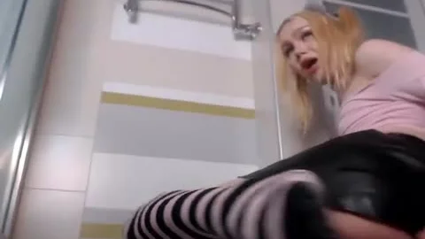delicious T-beauty Gapes Her arsehole