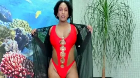 TS Granny Adrieli Pinheiro Self Sucks Her monstrous Horse 10-Pounder